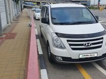 Hyundai H-1 2.5 AT, 2016, 310 000 км, с пробегом, цена 2 100 000 руб.