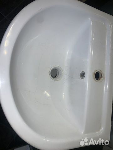 Тумба для ванной, раковина и зеркало