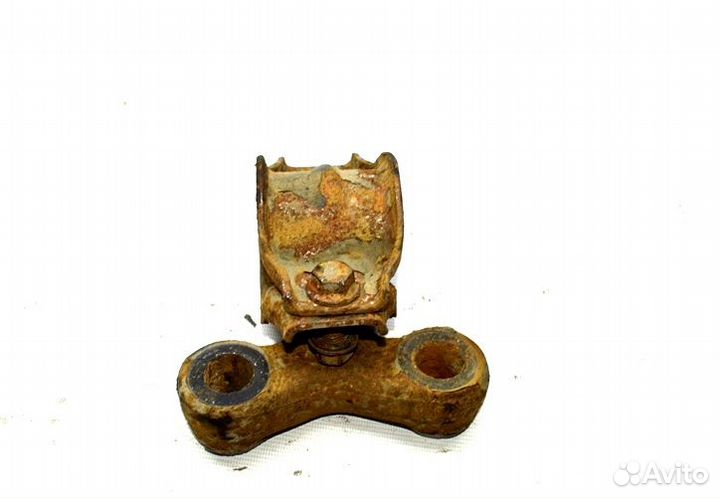 Кронштейн стабилизатора, переднего моста, нижний п