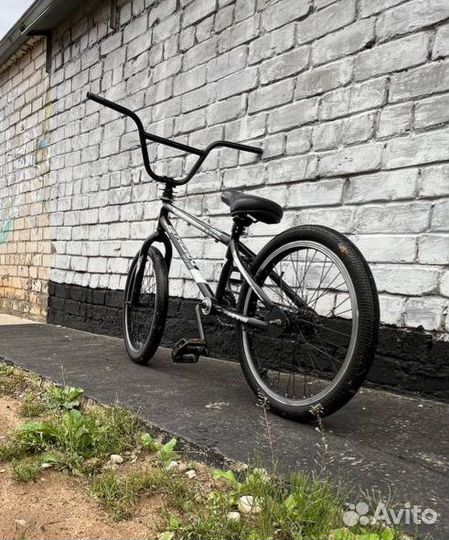 Трюковой велосипед bmx бу