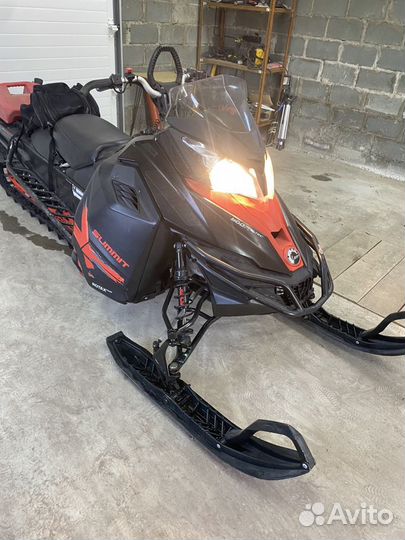 BRO SKI-DOO summit 800 