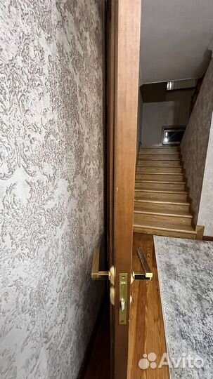 Дверь деревянная бу