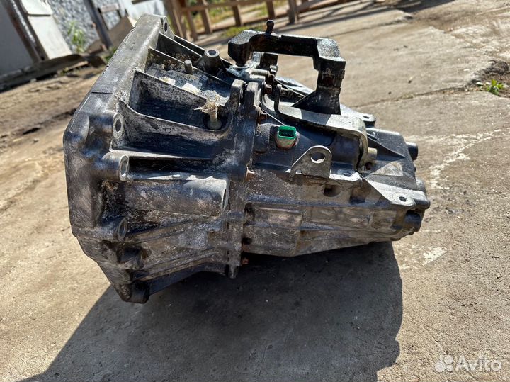 Коробка передач Renault Duster tl8b008