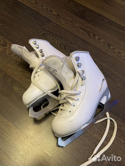 Детские фигурные коньки Jackson 450