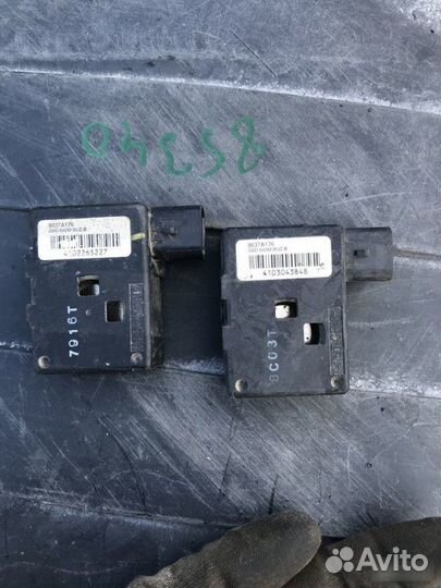 Зуммер дистанц. управл. Mitsubishi Outlander