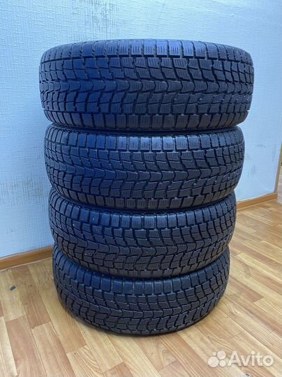 Dunlop Grandtrek SJ6 225/60 R17