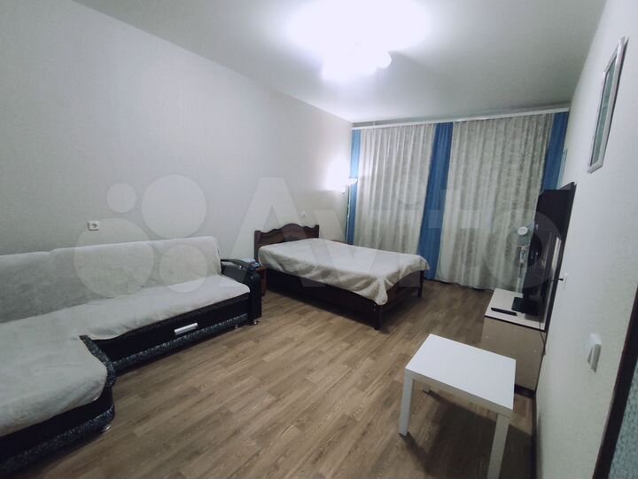 1-к. квартира, 44 м², 1/10 эт.