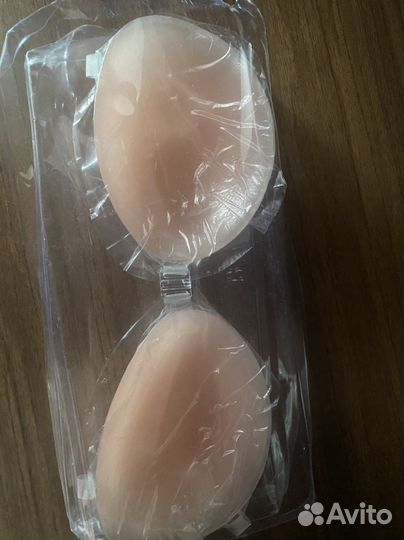 Накладки на грудь на клейкой основе