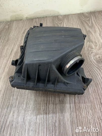 Корпус воздушного фильтра Opel Corsa C Z12XEP