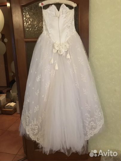 Свадебное платье р. 44-48