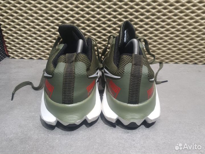 Кроссовки Nike размер 41