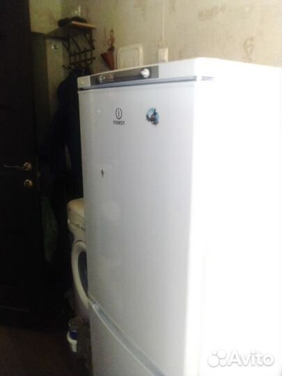Продам холодильник б/у
