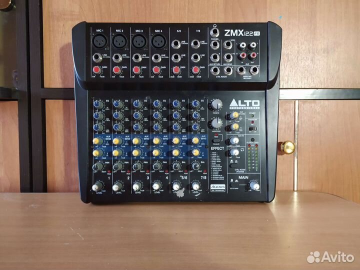 Микшерный пульт Alto zmx112fx