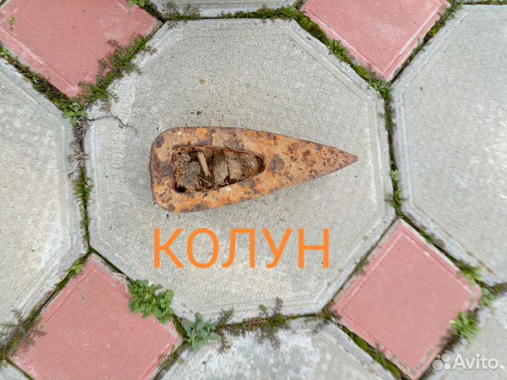 Утятница, сковорода, задвиж для печи, колун, лампа