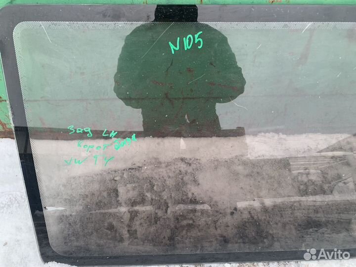 Стекло задние левое vw Transporter T4 корот база