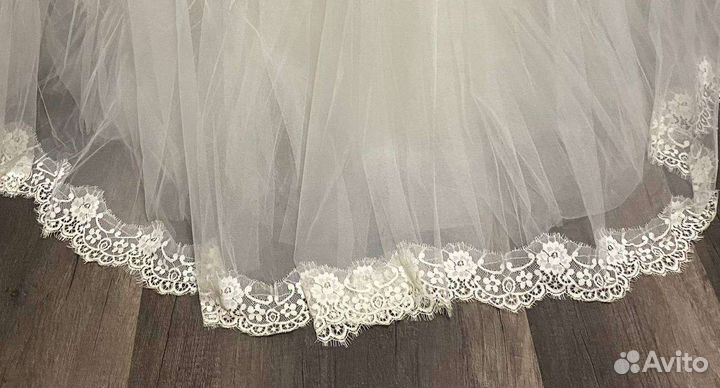 Платья свадебные