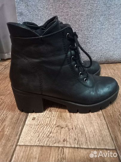 Ботинки женские 39 размер