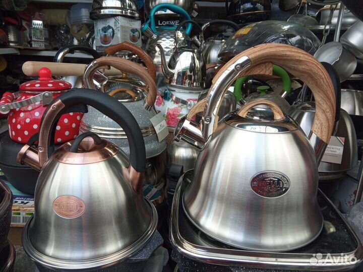 Чайник из нержавеющей стали новый 3 литра