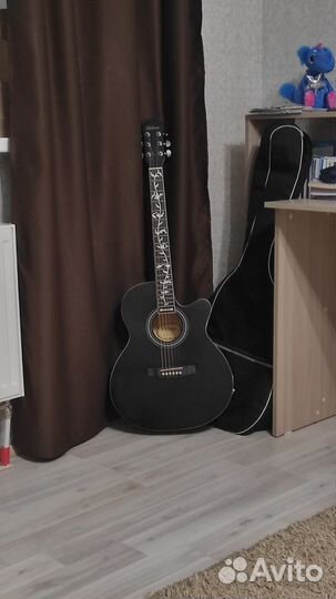 Акустическая гитара