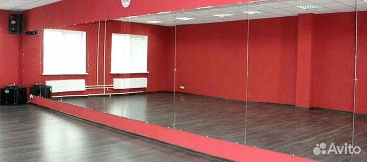 В спортзал зеркало