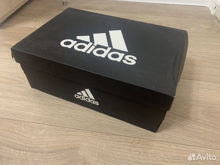 Кроссовки adidas зима-весна 2024