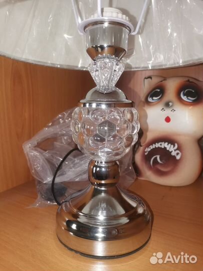 Лампа настольная