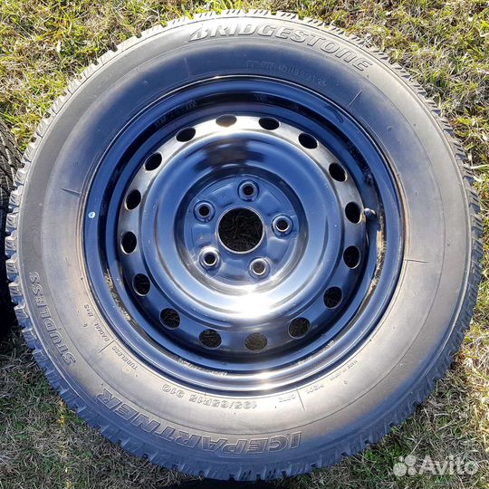 Диски Toyota R15 6J 5x114,3 б/п по РФ с колпаками