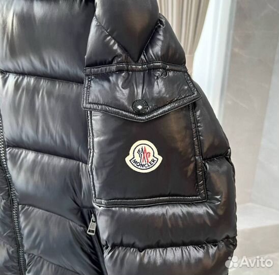 Пуховик Moncler