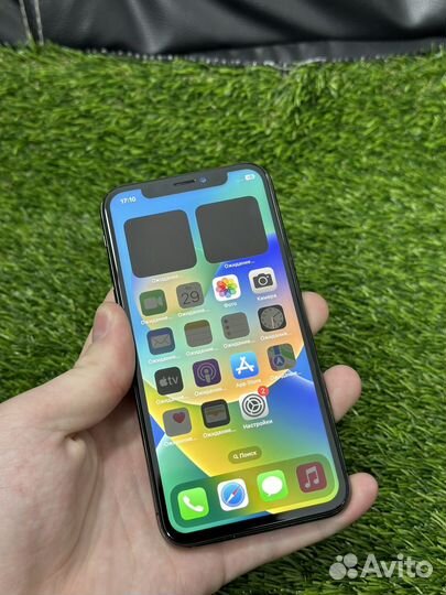 iPhone X, 64 ГБ