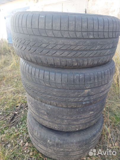 Goodyear Eagle F1 Asymmetric SUV 4x4 255/50 R19 107W