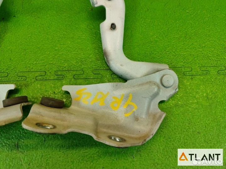 Петля капота toyota mark X