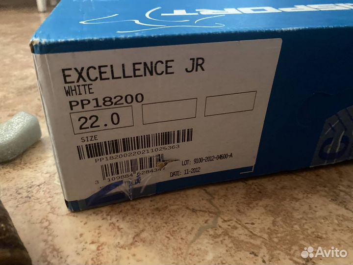 Фигурные коньки risport excellence