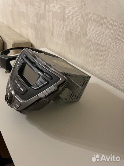 Авто магнитола бу на hyundai elantra