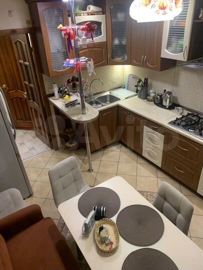 4-к. квартира, 102,3 м², 4/9 эт.