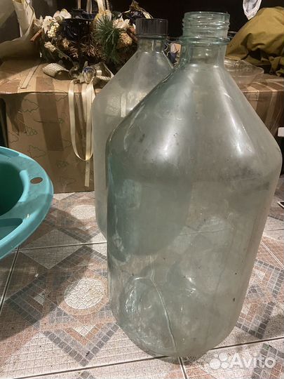 Стеклянные бутыли 20л