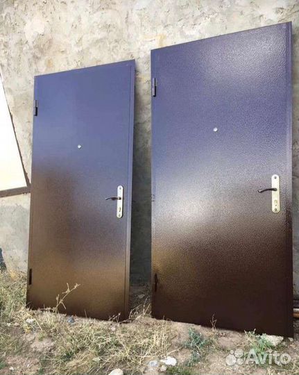 Дверь входная металлическая новая