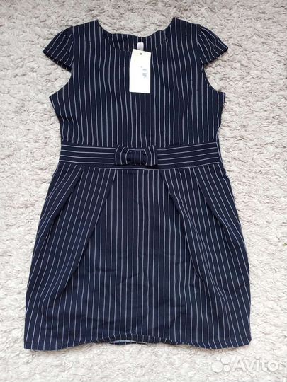 Платье для девочки, новое 146