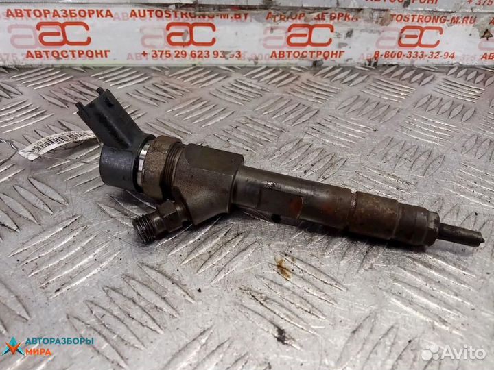 Форсунка Renault Megane 2 2006 8200389369