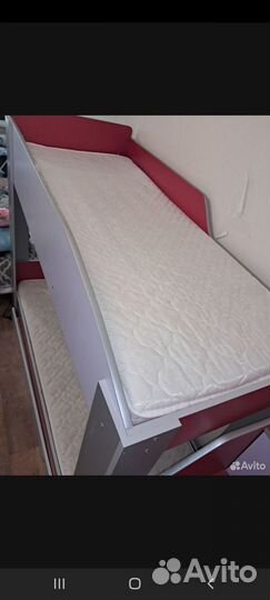 Двухъярусная кровать для детей