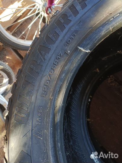 Goodyear Ultragrip Ice Arctic 225/55 R17