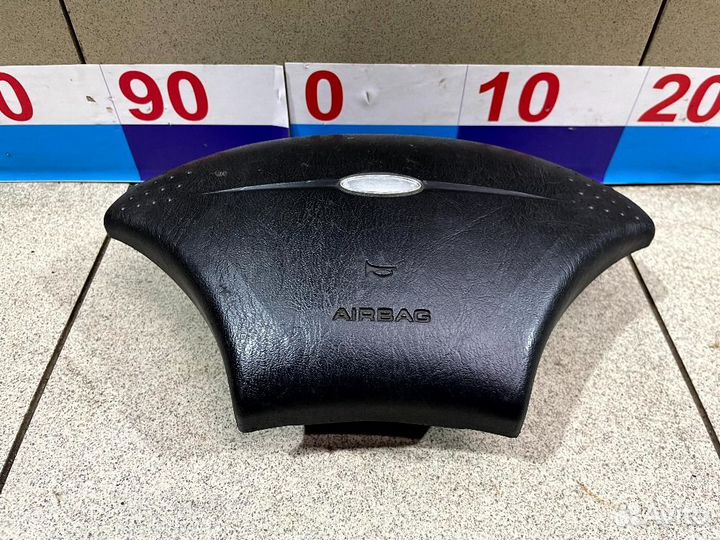 Подушка безопасности в руль Ford Focus I