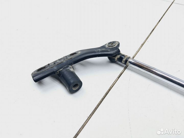 Амортизатор двери багажника Toyota Highlander II