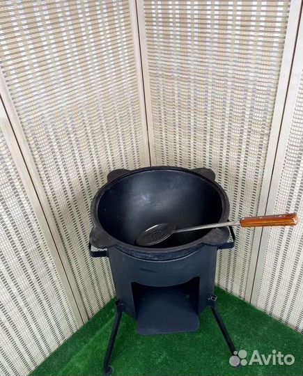 Казан чугунный с печкой