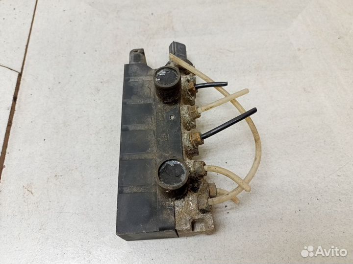 Клапан пневмоподвески