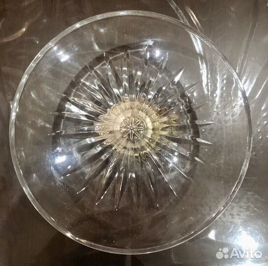Ваза хрустальная