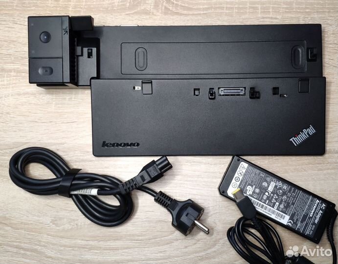 Док-станция ThinkPad Ultra Dock 40A2 с бп 90Вт