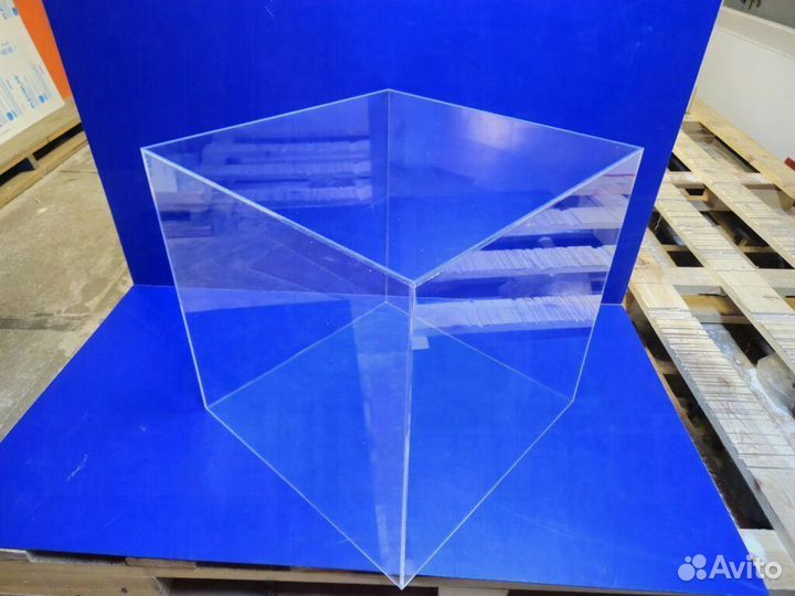 Изделия из акрила, оргстекла (боксы)