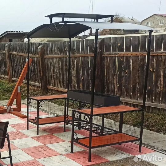Мангал с крышей разборный