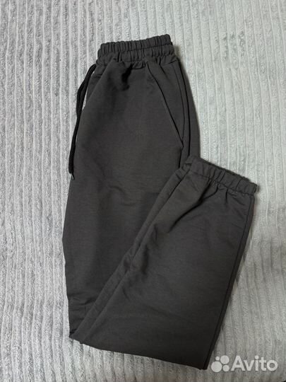 Костюм женский новый