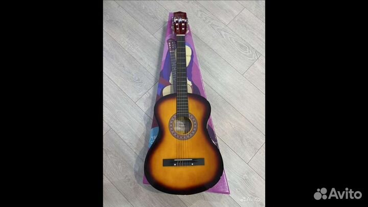 Гитара классическая Davinci + чехол и аксессуары